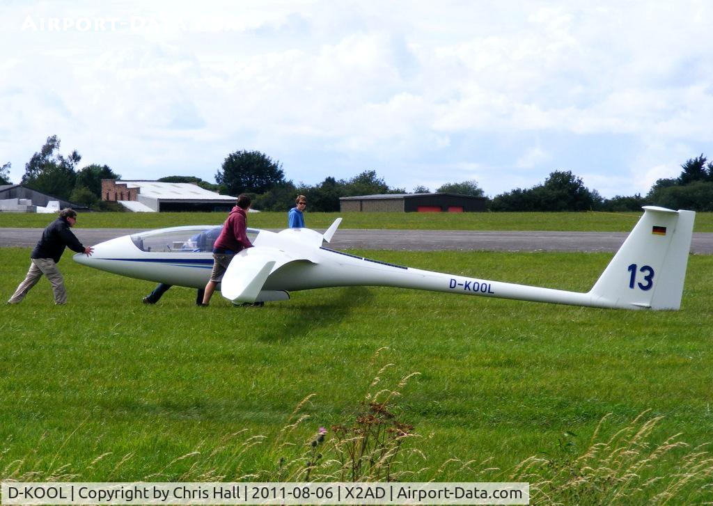 D-KOOL, Schleicher ASH-25 EB28 C/N 25258, at the Cotswold Gliding Club, Aston Down