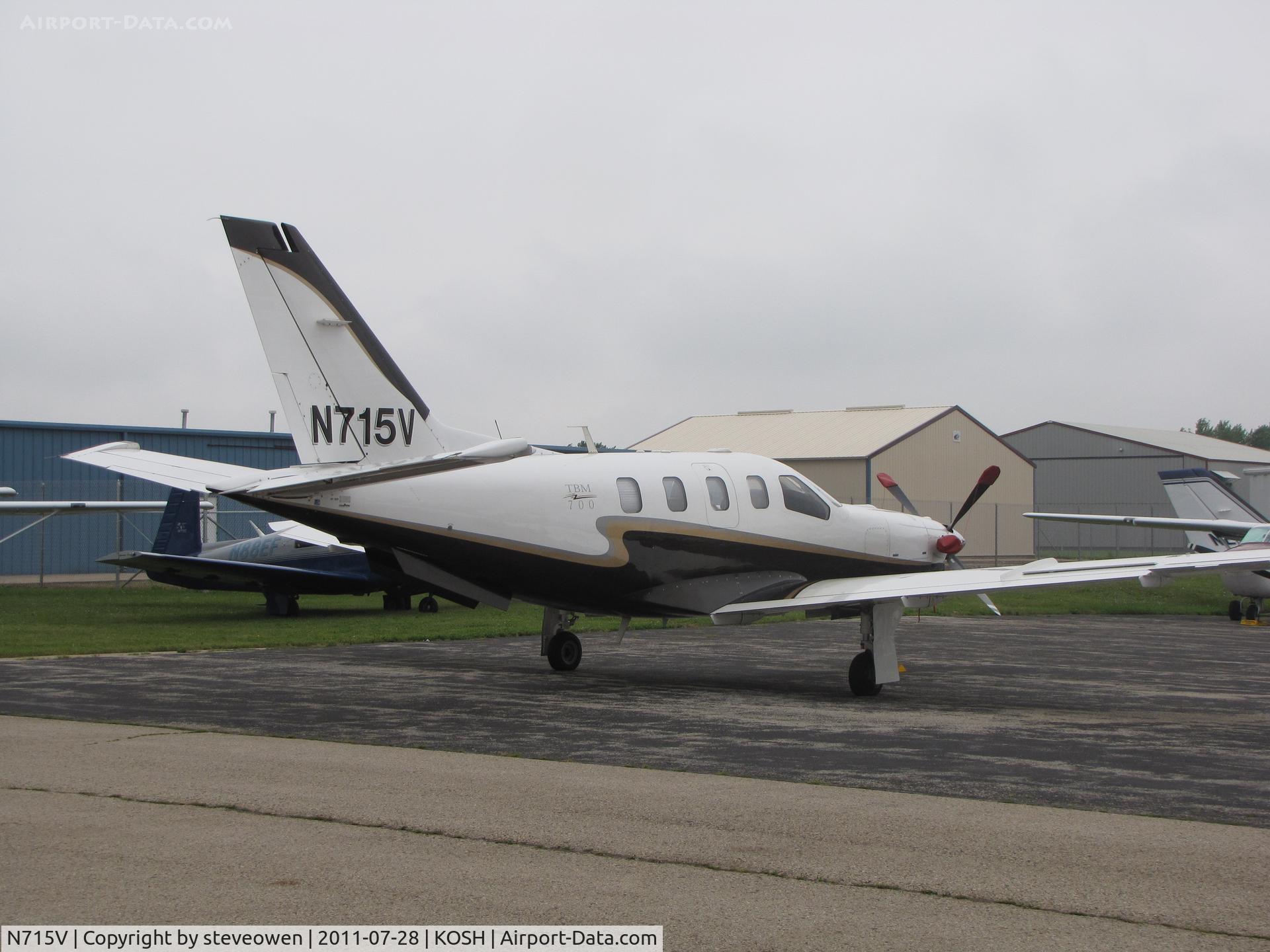N715V, 1995 Socata TBM-700 C/N 108, Basler FBO Ramp EAA 2011