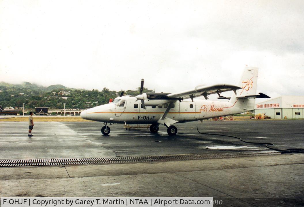 F-OHJF, 1976 De Havilland Canada DHC-6-300 Twin Otter C/N 500, Circa 1997.