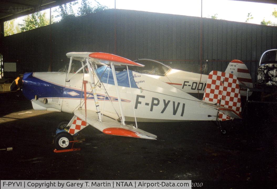 F-PYVI, Kaminskas Jungster I C/N JI-76003R, Circa 2000.
