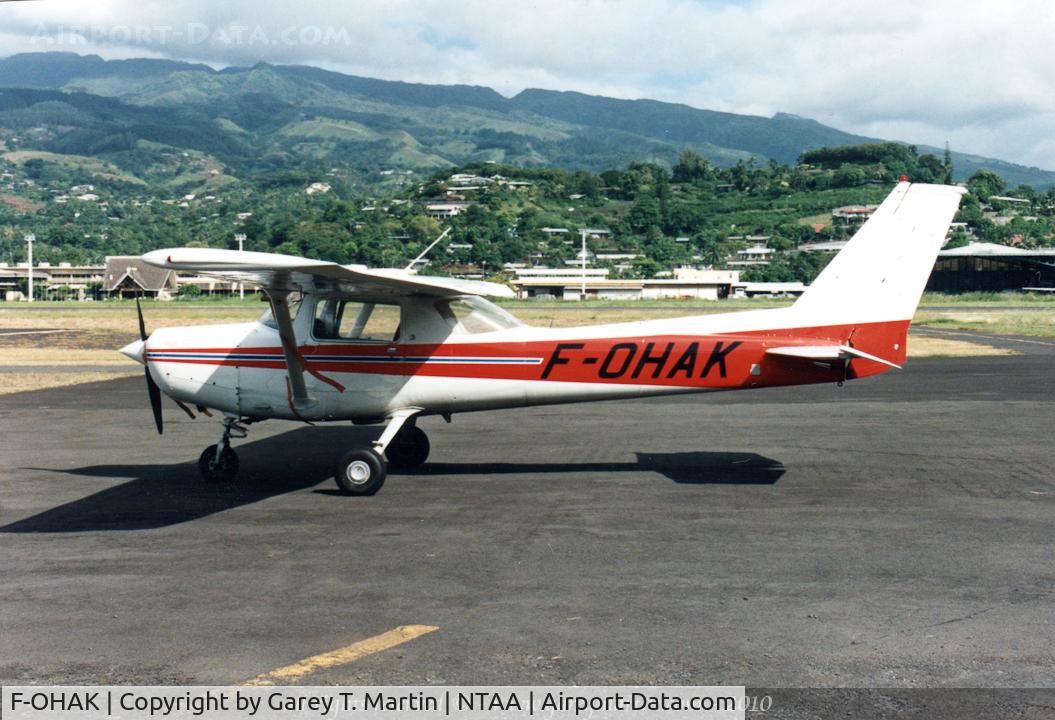 F-OHAK, Cessna 152 C/N 152-85907, Now underwater. Ran out of fuel on cross country flight. This picture was before the repaint.