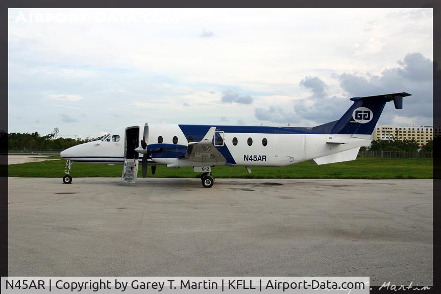 N45AR, 1992 Beech 1900D C/N UE-12, Just been modified to start service with Gulfstream International Airlines. Circa June 2006.