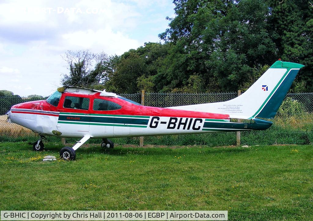 G-BHIC, 1980 Reims F182Q C/N 0135, damaged while taking of from Oxford Airport, stored at ASI Alton and now at Kemble