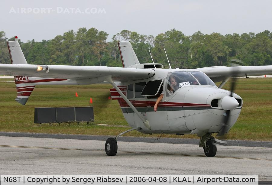 N68T, 1969 Cessna 337E Super Skymaster C/N 33701224, Sun-n-fun 2006