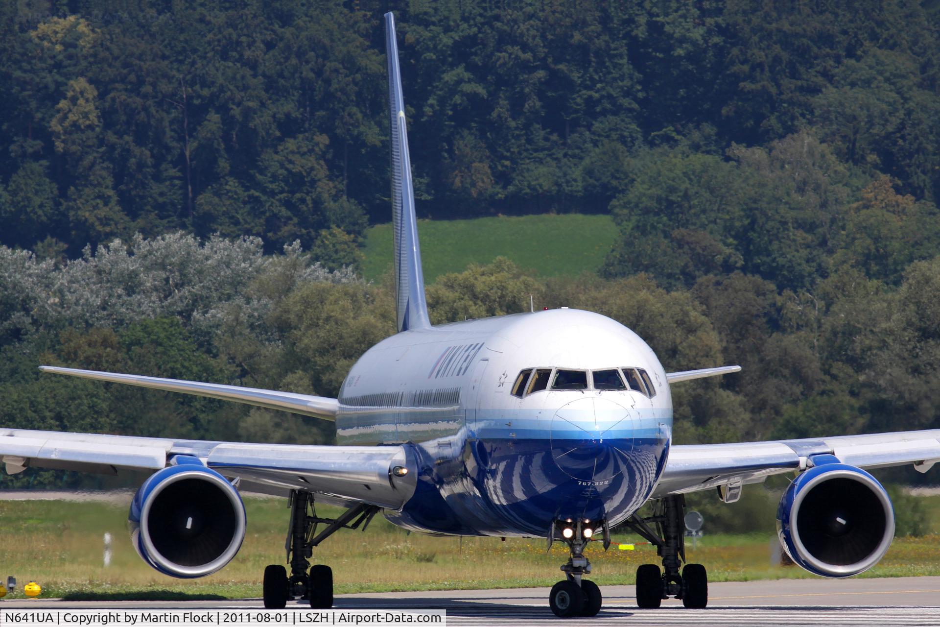 N641UA, 1991 Boeing 767-322/ER C/N 25091, .....