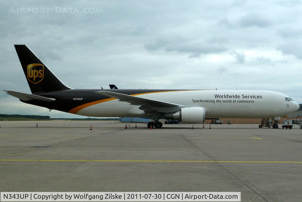 N343UP, 2011 Boeing 767-34AF C/N 37945, visitor