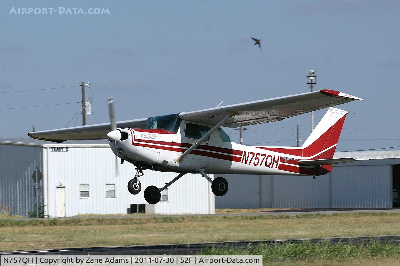 N757QH, 1977 Cessna 152 C/N 15279916, Northwest Regional Airport (Aero Valley) Fort Worth, TX