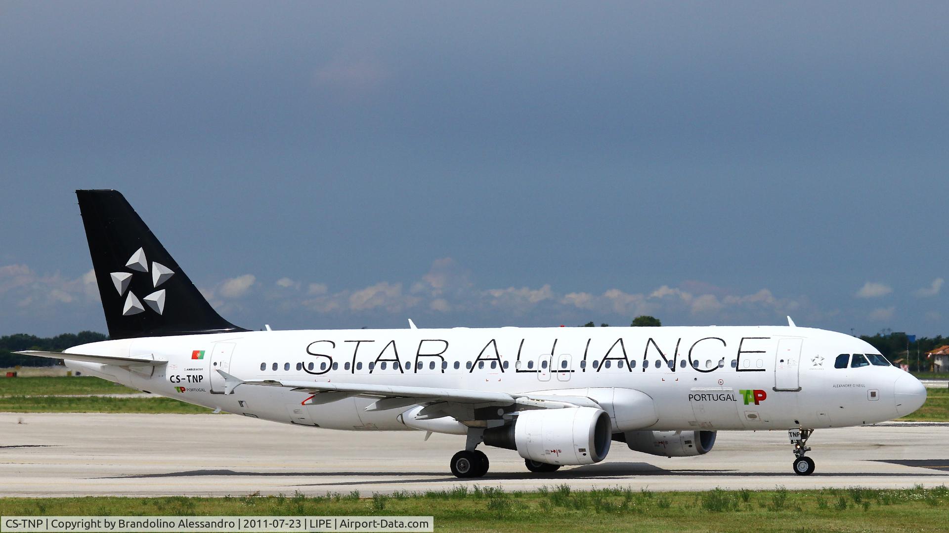 CS-TNP, 2004 Airbus A320-214 C/N 2178, Prepare to take off
Bologna, LIPE