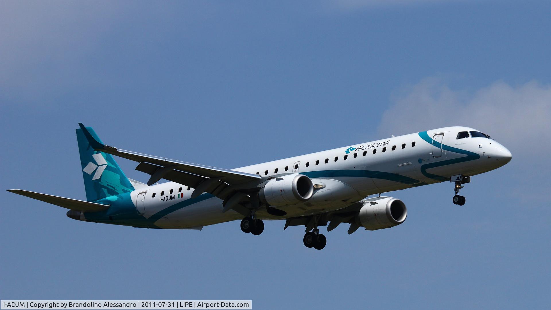 I-ADJM, 2009 Embraer 195LR (ERJ-190-200LR) C/N 19000258, Landing in BOlogna Airport