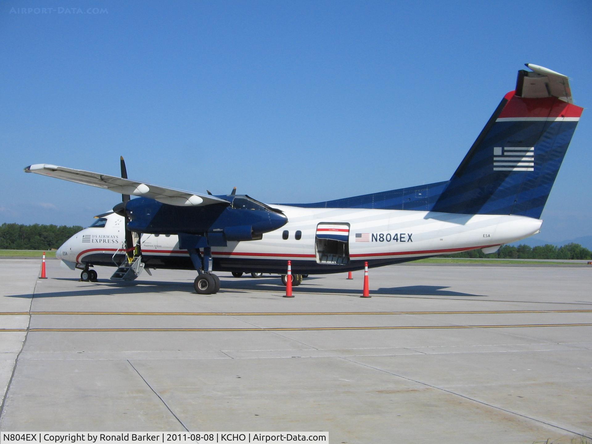 N804EX, 1990 De Havilland Canada DHC-8-102 Dash 8 C/N 227, KCHO, VA