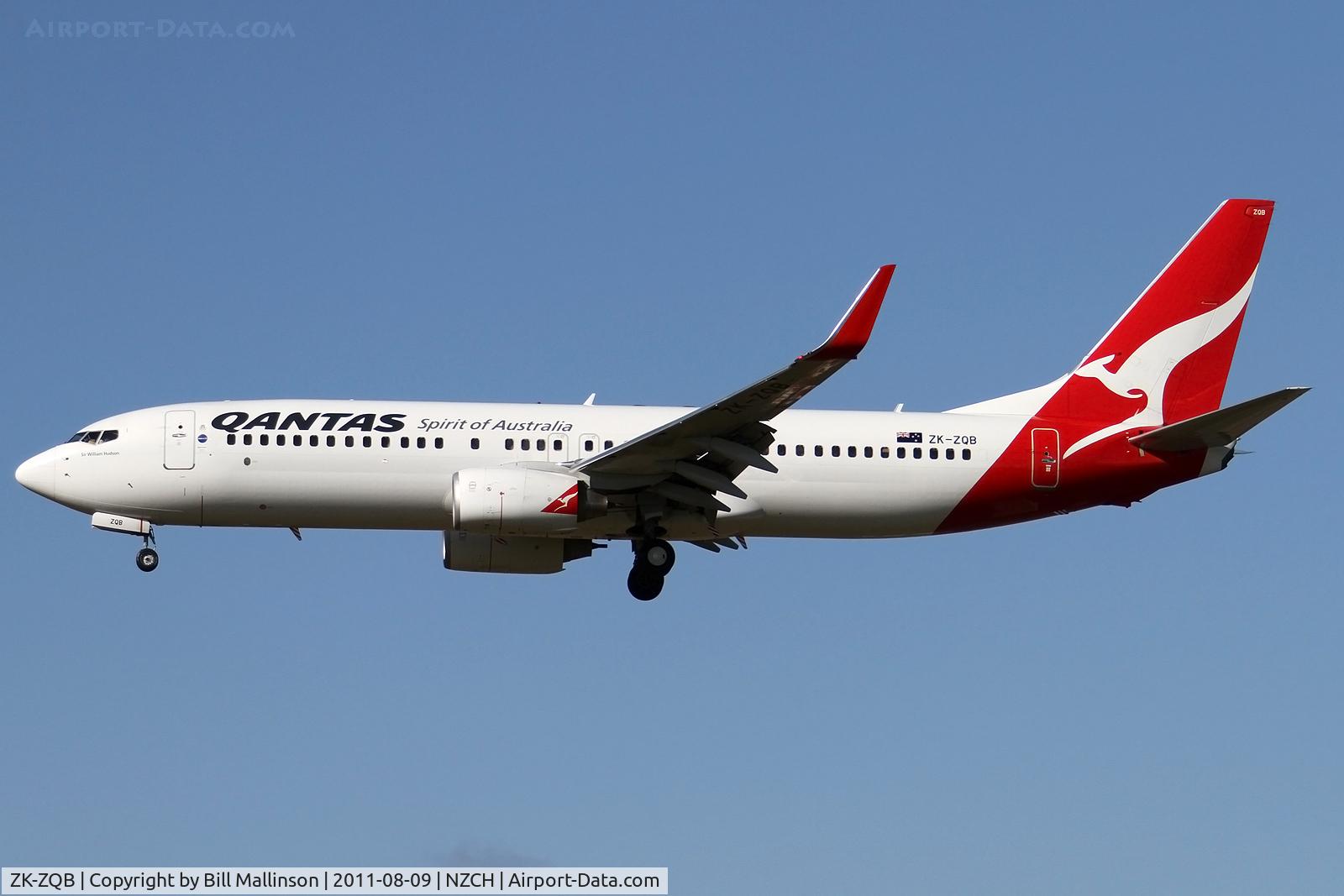 ZK-ZQB, 2009 Boeing 737-838 C/N 34201, finals to 02 as QF45 from SYD
