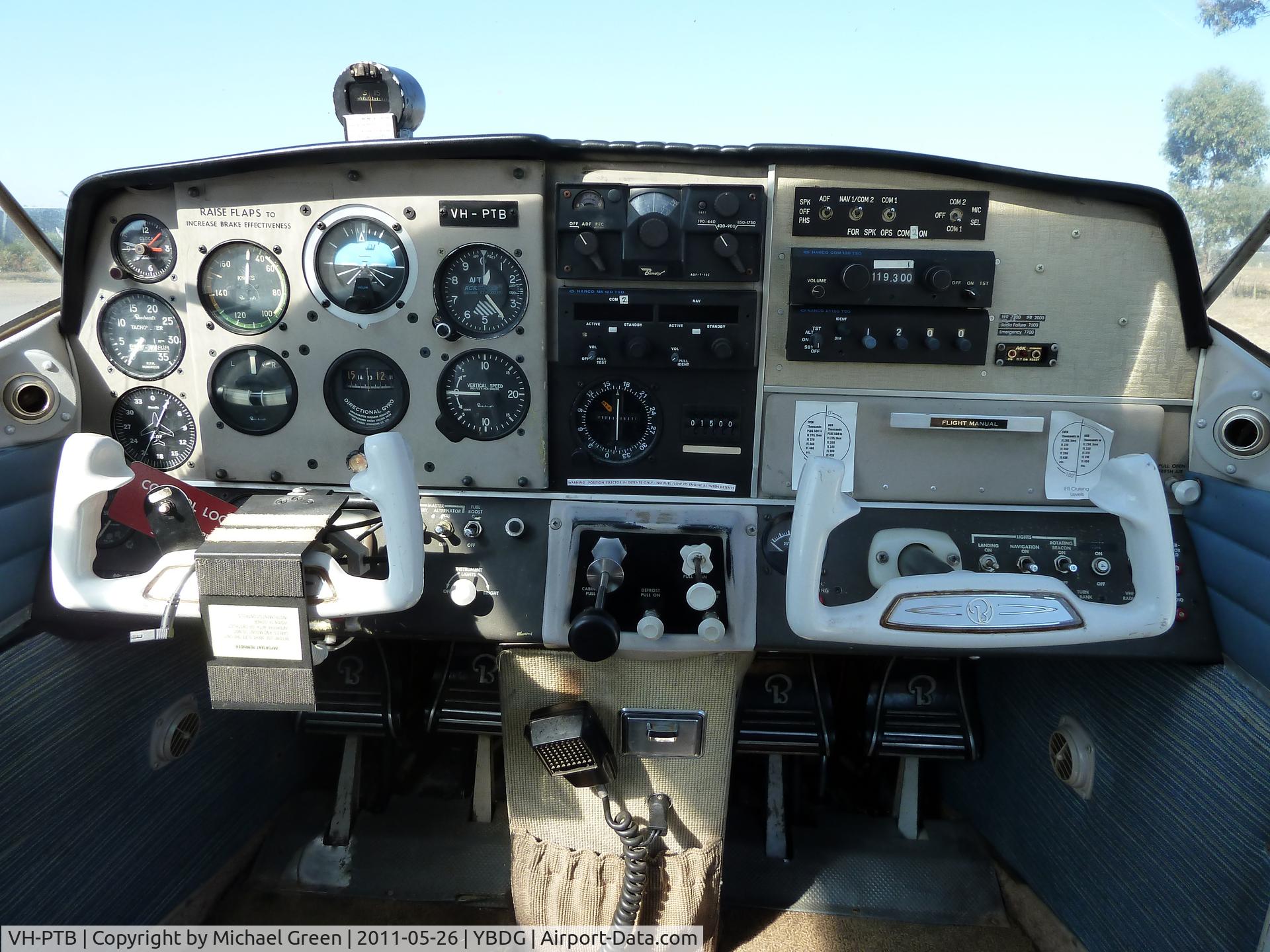 VH-PTB, 1965 Beech A23 C/N M-659, Cockpit