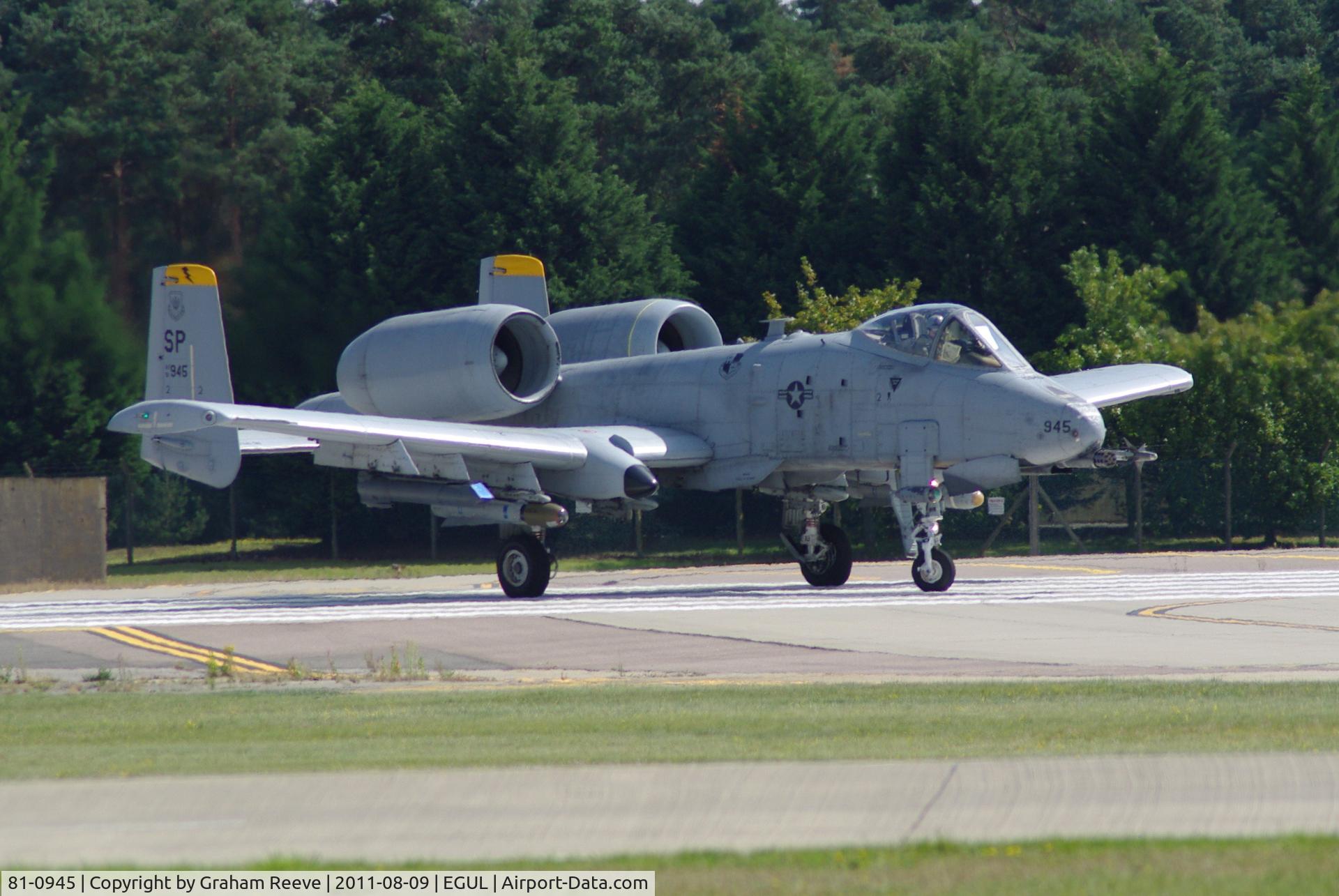 81-0945, 1981 Fairchild Republic A-10A Thunderbolt II C/N A10-0640, About to depart.
