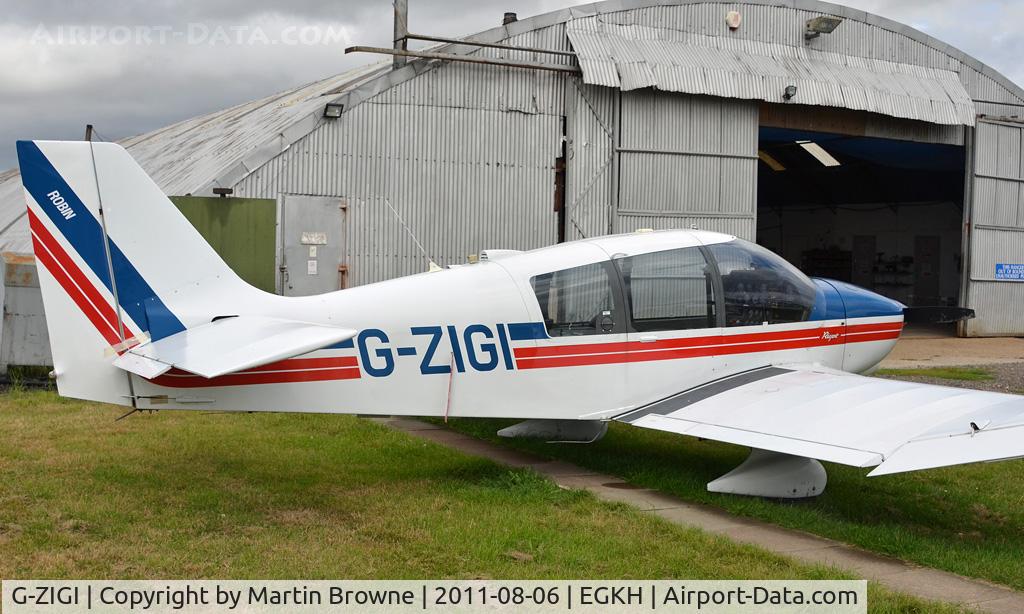 G-ZIGI, 1992 Robin DR-400-180 Regent Regent C/N 2107, SHOT AT HEADCORN