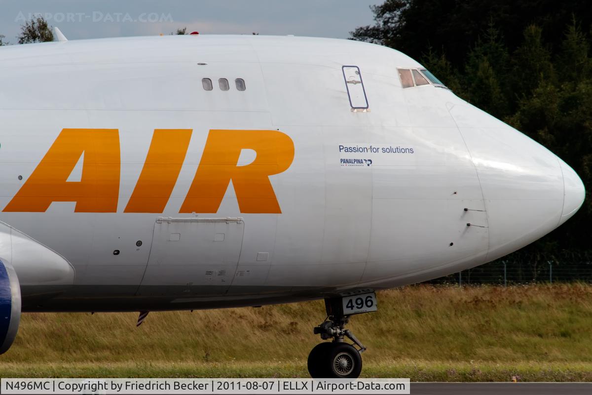 N496MC, 1999 Boeing 747-47UF C/N 29257, line up for departure via RW24