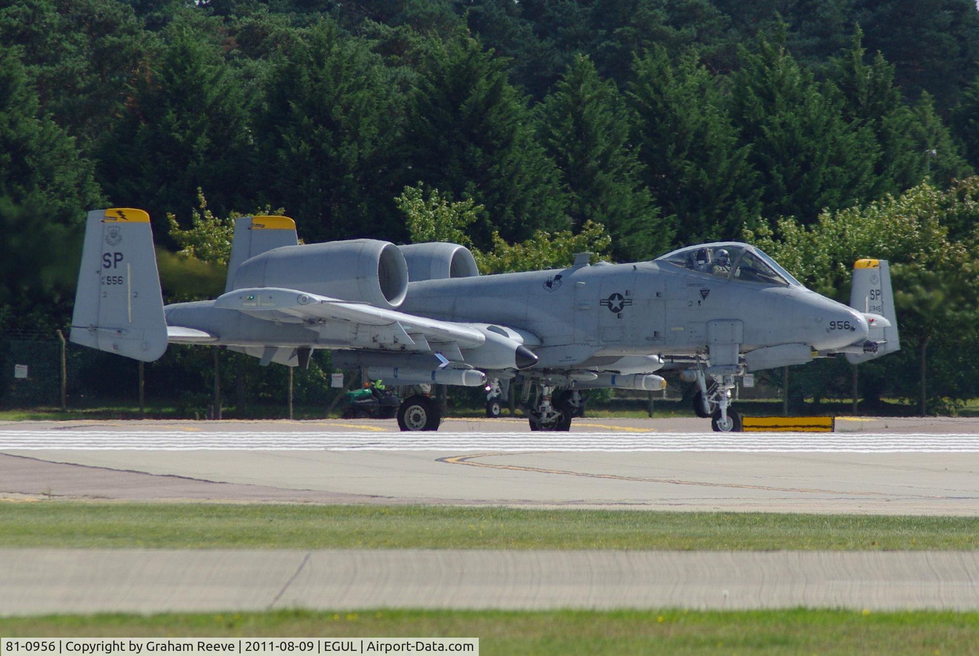 81-0956, 1981 Fairchild Republic A-10A Thunderbolt II C/N A10-0651, About to depart.
