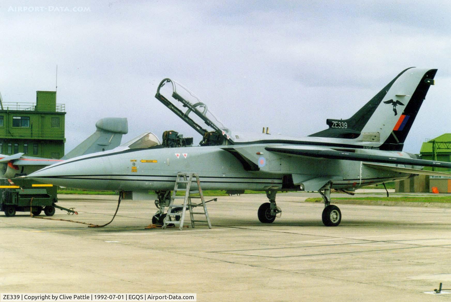 ZE339, 1987 Panavia Tornado F.3 C/N AS042/641/3287, RAF Panavia Tornado F.3 ZE339 of 25 Sqn pictured in Special Marks at RAF Lossiemouth (EGQS) in July 1992