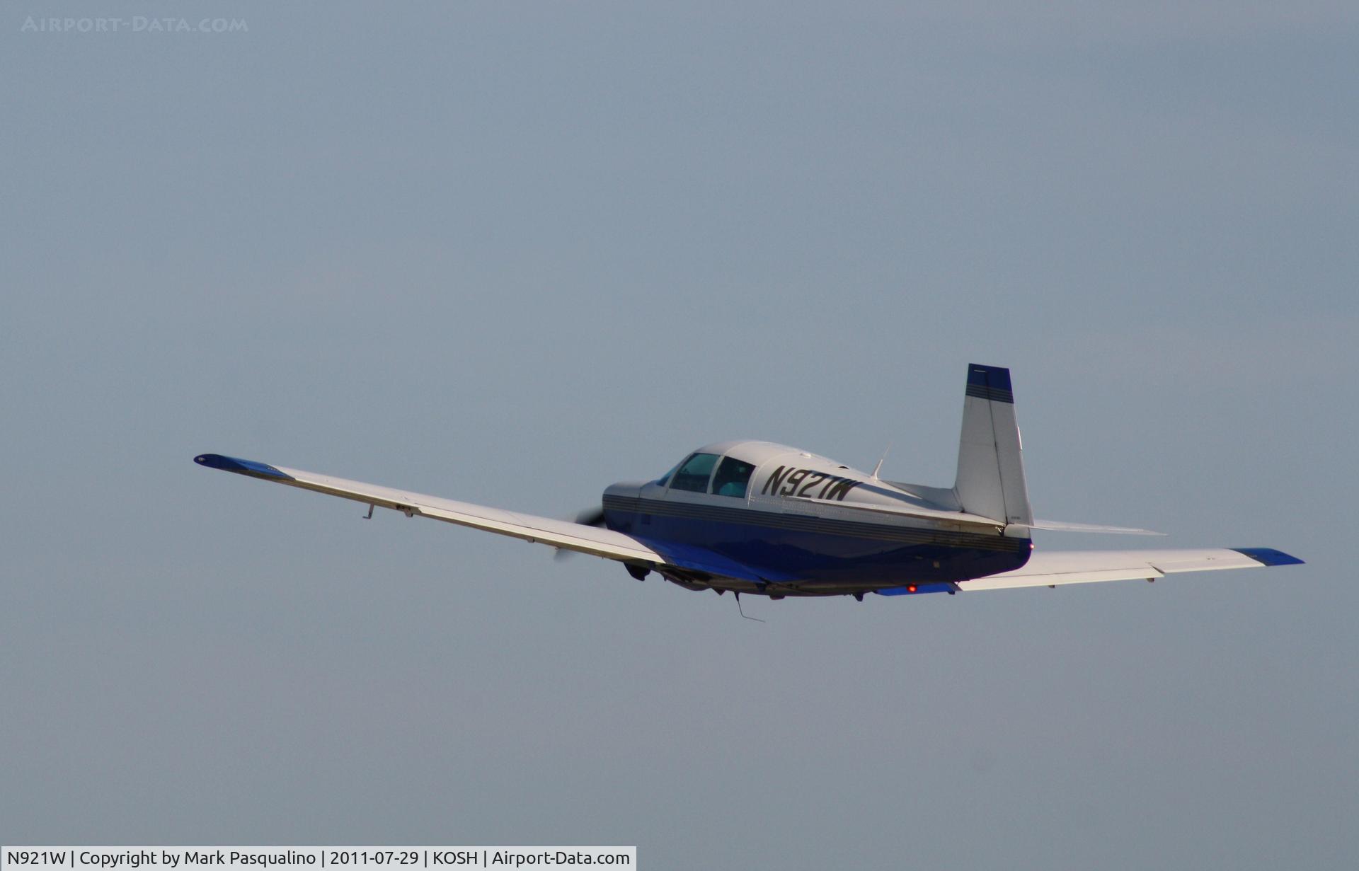 N921W, 1964 Mooney M20C Ranger C/N 2878, Mooney M20C