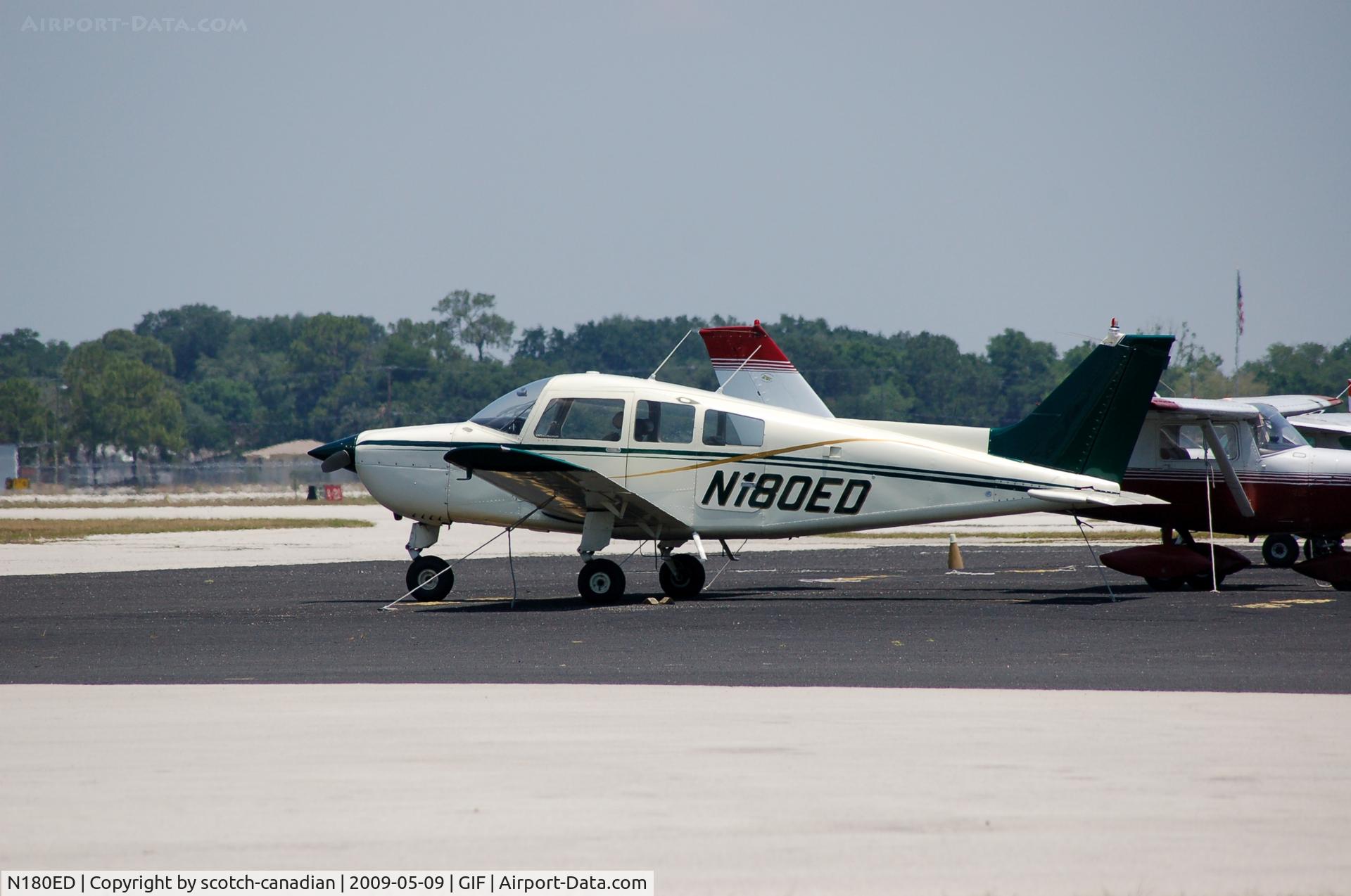 N180ED, 1974 Beech C23 Sundowner 180 C/N M-1622, 1974 Beech C23 