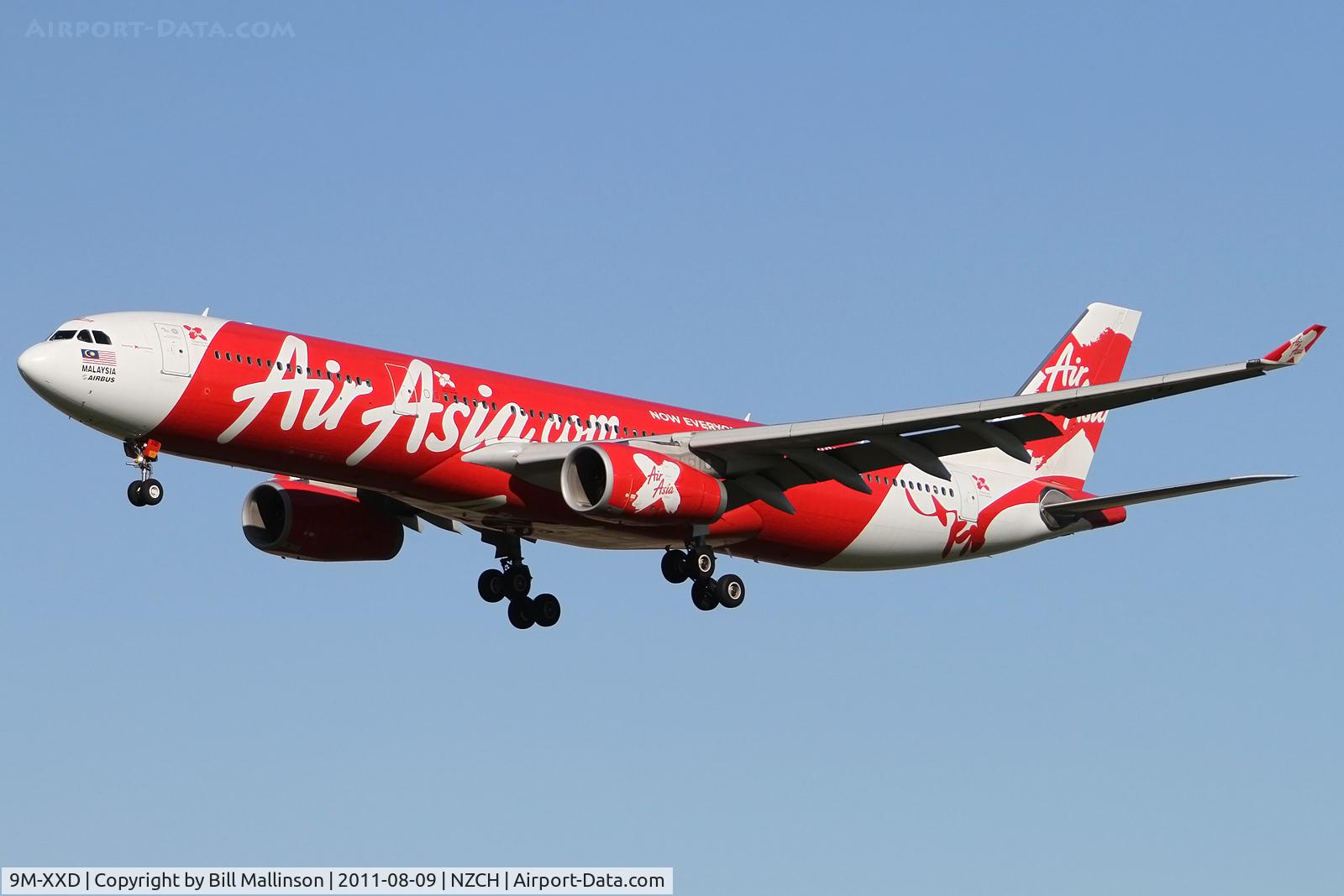 9M-XXD, 2009 Airbus A330-343X C/N 1066, finals to 02
