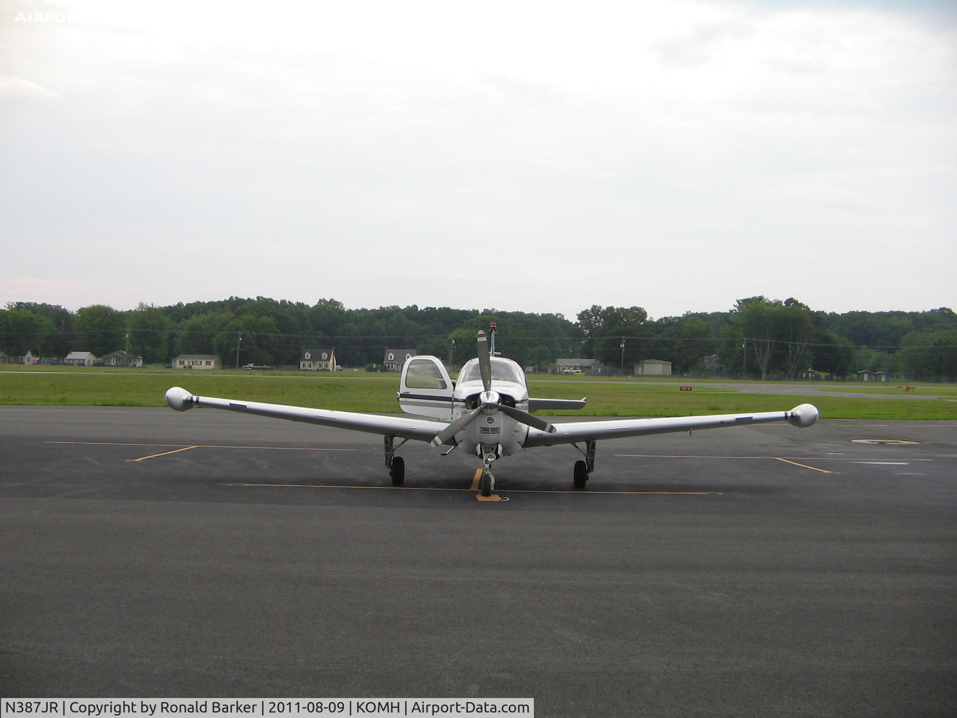 N387JR, 2001 Raytheon Aircraft Company A36 Bonanza C/N E-3393, Orange