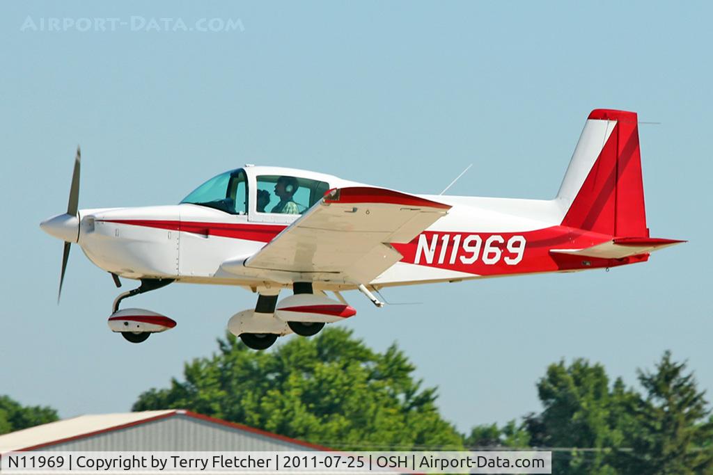 N11969, American General AG-5B Tiger C/N 10126, American General Acft Corp AG5B, c/n: 10126 landing at 2011 Oshkosh
