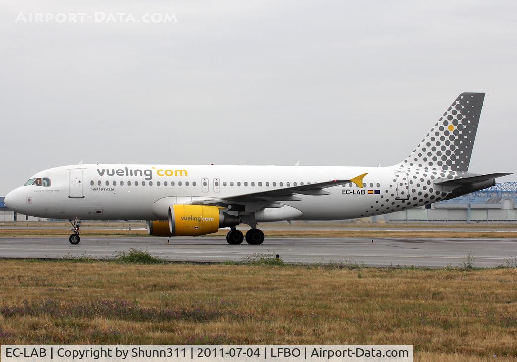 EC-LAB, 2006 Airbus A320-214 C/N 2761, Taxiing to the terminal...