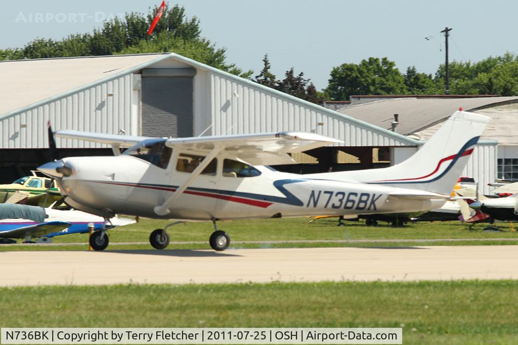 N736BK, 1978 Cessna R182 Skylane RG C/N R18200715, 1978 Cessna R182, c/n: R18200715 at 2011 Oshkosh