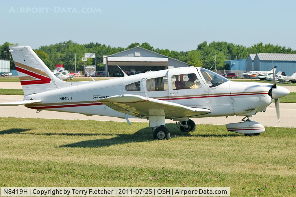 N8419H, 1981 Piper PA-28-181 C/N 28-8190291, 1981 Piper PA-28-181, c/n: 28-8190291 at 2011 Oshkosh