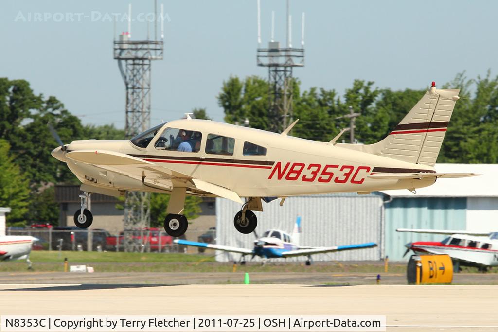 N8353C, 1976 Piper PA-28R-200 Cherokee Arrow C/N 28R-7635152, 1976 Piper PA-28R-200, c/n: 28R-7635152 landing at 2011 Oshkosh
