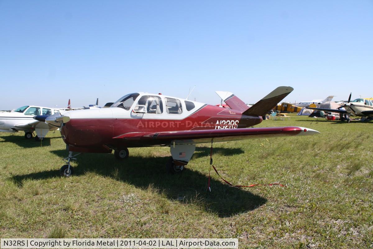 N32RS, 1954 Beech E35 C/N D-3750, Beech E35