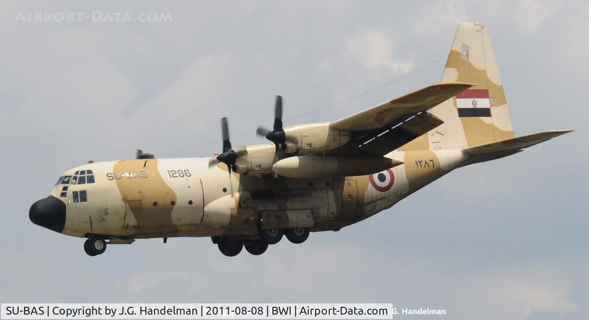 SU-BAS, 1979 Lockheed C-130H Hercules C/N 382-4808, on final to 33L