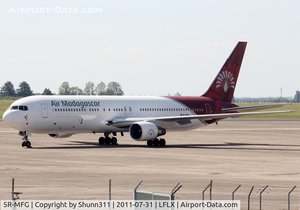 5R-MFG, 1991 Boeing 767-383/ER C/N 25088, Stored...