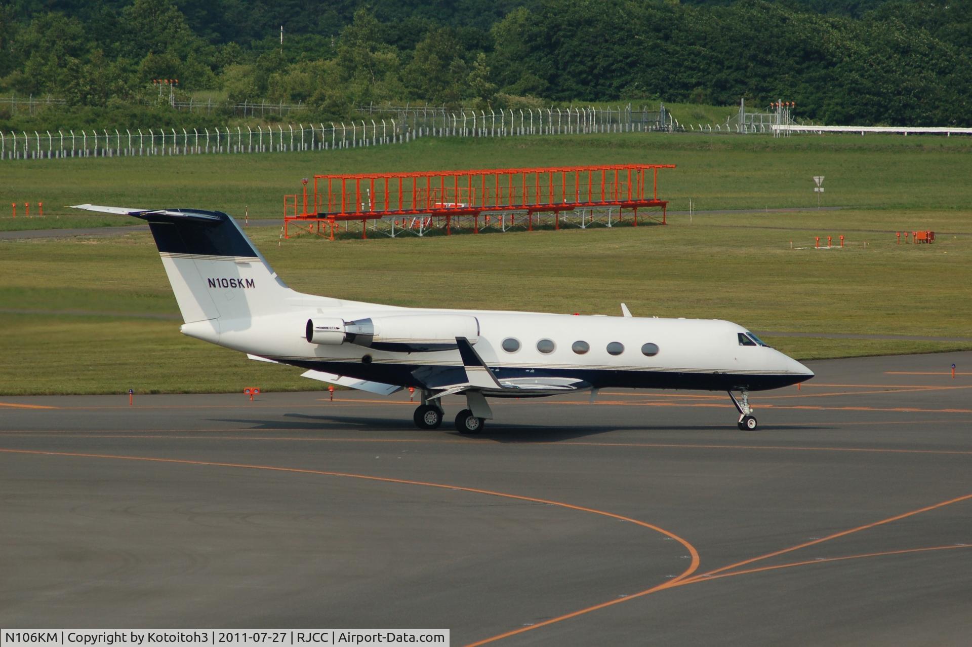 N106KM, 1980 Gulfstream American G-1159A Gulfstream III C/N 305, Go the runway 19L  for the take off.