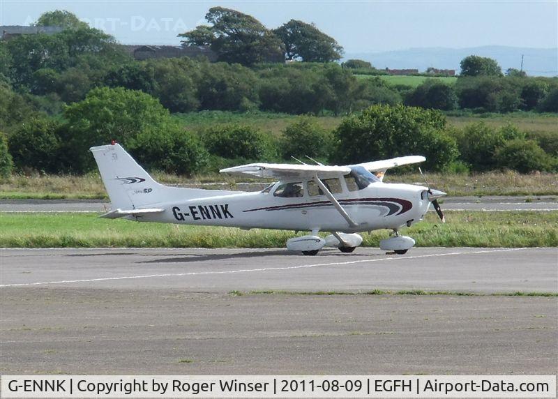 G-ENNK, 2000 Cessna 172S Skyhawk SP C/N 172S-8538, Visiting Cessna Skyhawk SP.