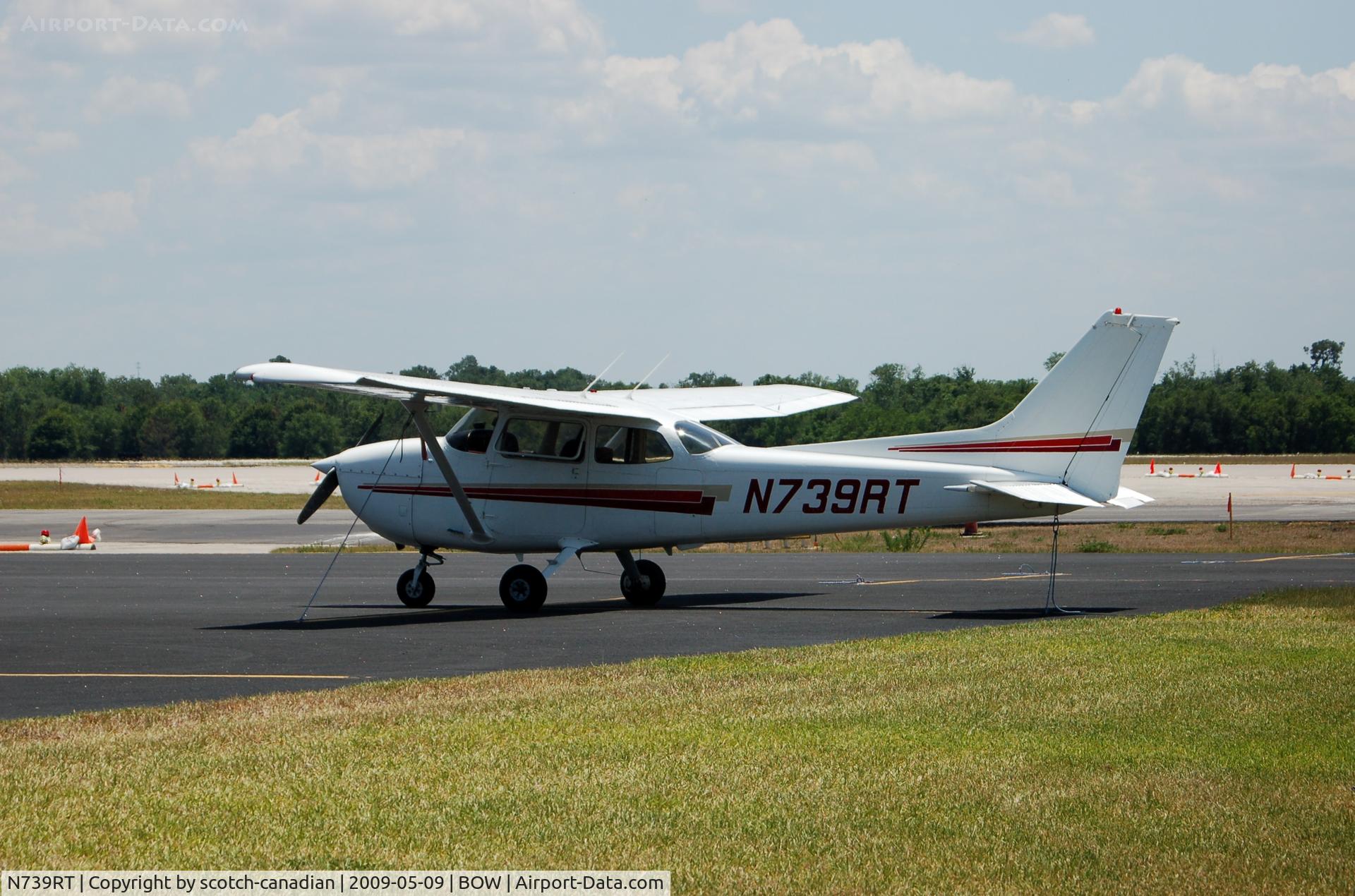N739RT, 1978 Cessna 172N C/N 17270751, 1978 Cessna 172N N739RT at Bartow Municipal Airport, Bartow, FL