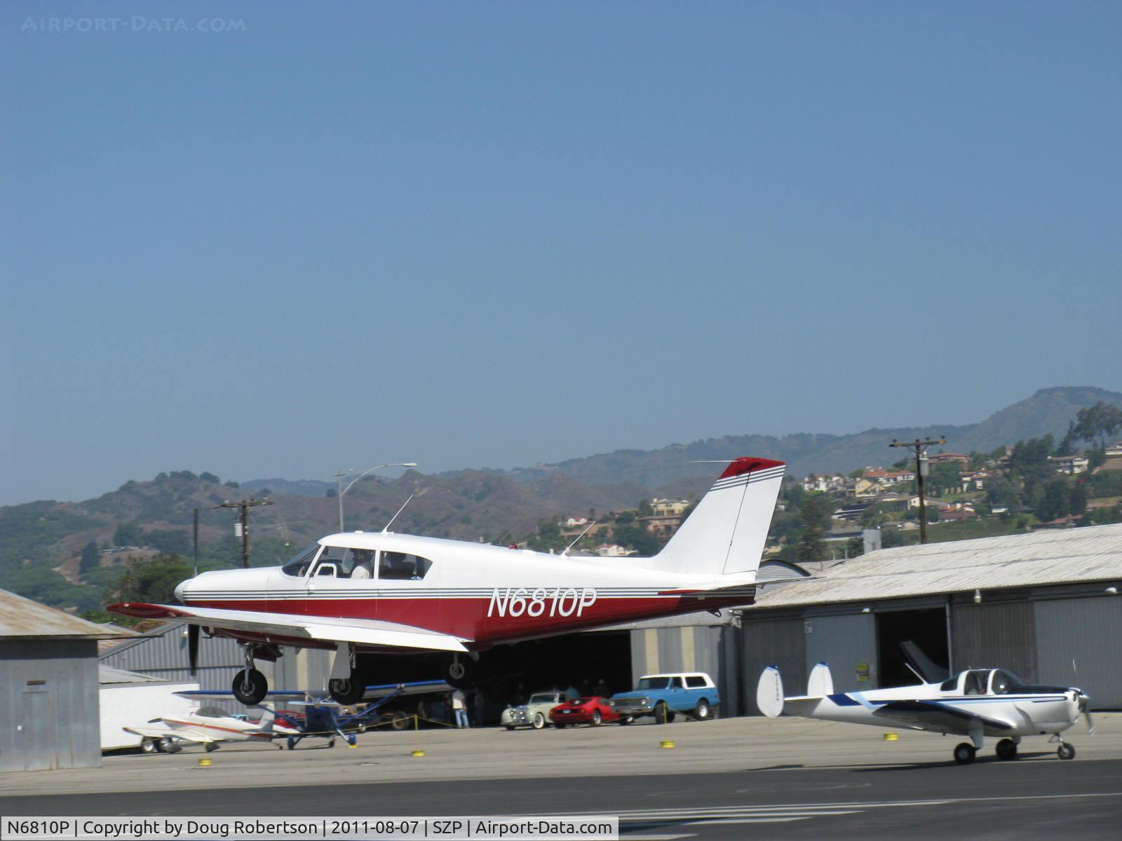 N6810P, 1960 Piper PA-24-250 Comanche C/N 24-1943, 1960 Piper PA-24-250 COMANCHE, Lycoming O-540-A1A5 250 Hp, landing Rwy 22