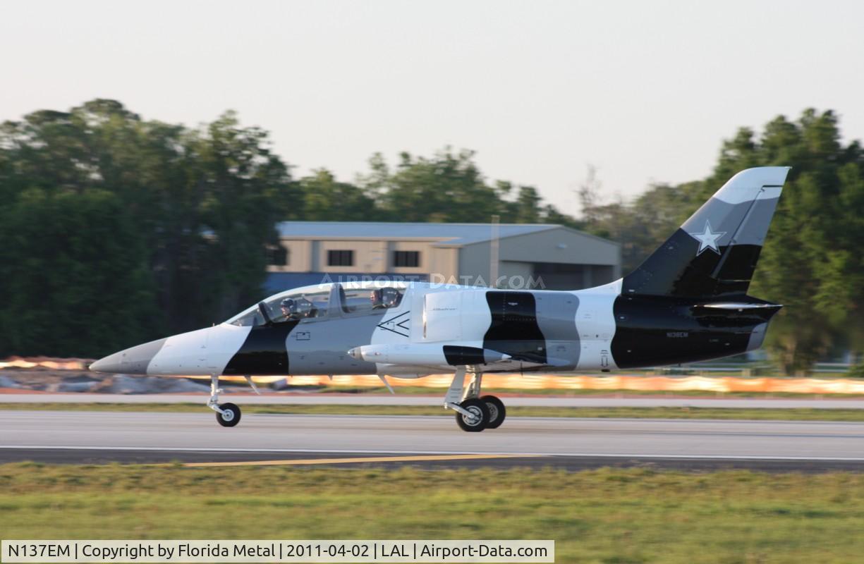 N137EM, 1980 Aero L-39 Albatros C/N PA031615, Heavy Metal Jet Team