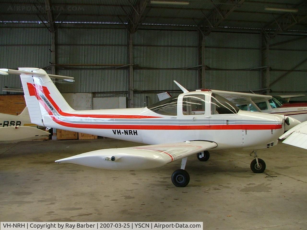 VH-NRH, 1979 Piper PA-38-112 Tomahawk C/N 38-79A0320, Piper PA-38-112 Tomahawk [38-79A0320] Camden~VH 25/03/2007.