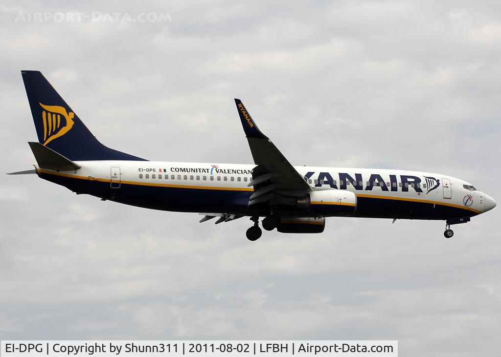 EI-DPG, 2007 Boeing 737-8AS C/N 33607, Landing rwy 09
