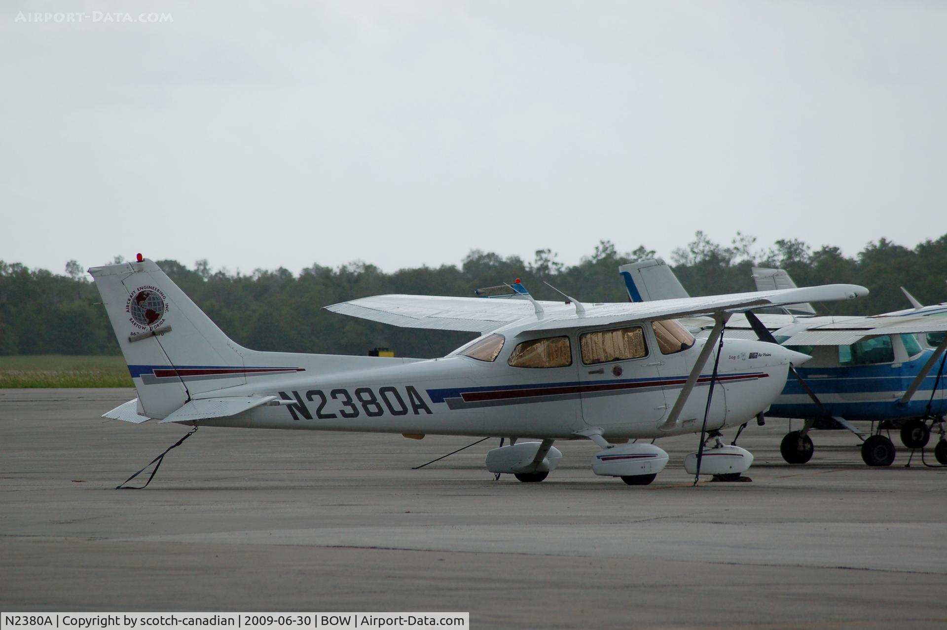 N2380A, 1998 Cessna 172R C/N 17280617, 1998 Cessna 172R N2380A at Bartow Municipal Airport, Bartow, FL