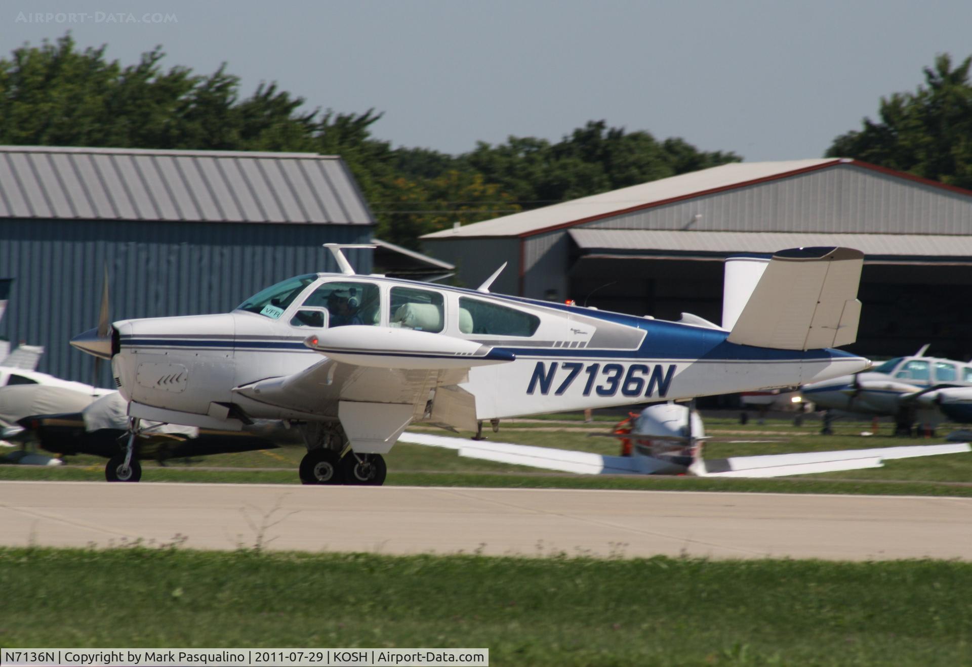 N7136N, 1967 Beech V35A Bonanza C/N D8672, Beech V35A