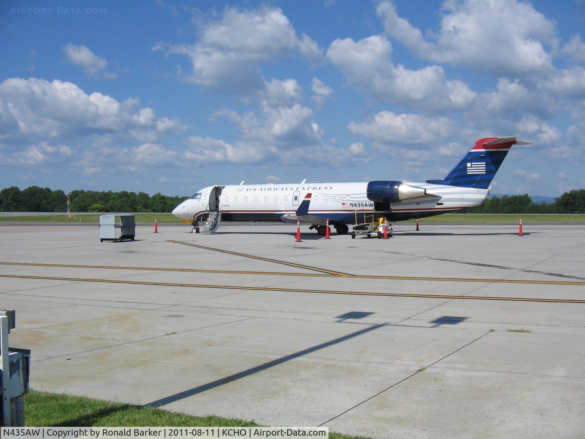 N435AW, 2002 Bombardier CRJ-200ER (CL-600-2B19) C/N 7724, CHO, VA