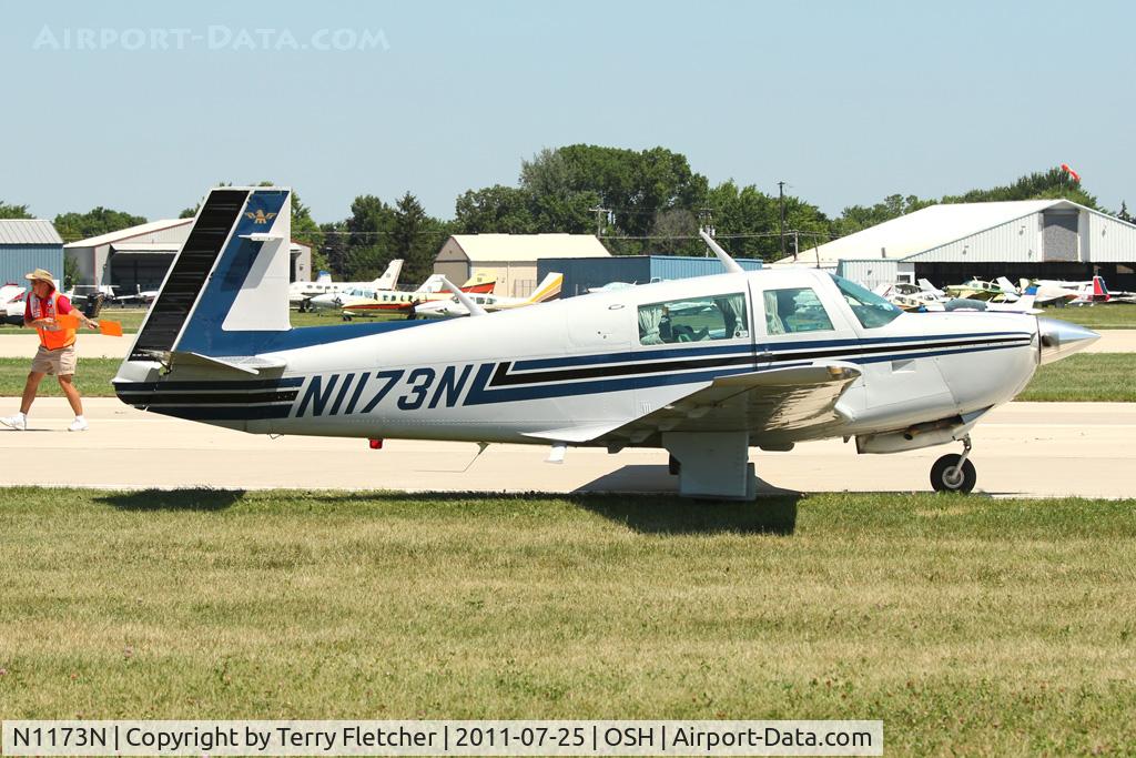 N1173N, 1982 Mooney M20J 201 C/N 24-1335, 1982 Mooney M20J, c/n: 24-1335 at 2011 Oshkosh