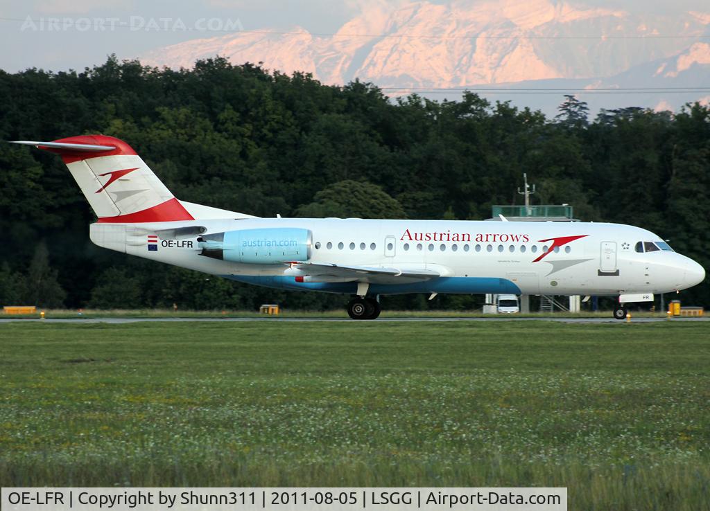 OE-LFR, 1996 Fokker 70 (F-28-0070) C/N 11572, Ready for take off rwy 23