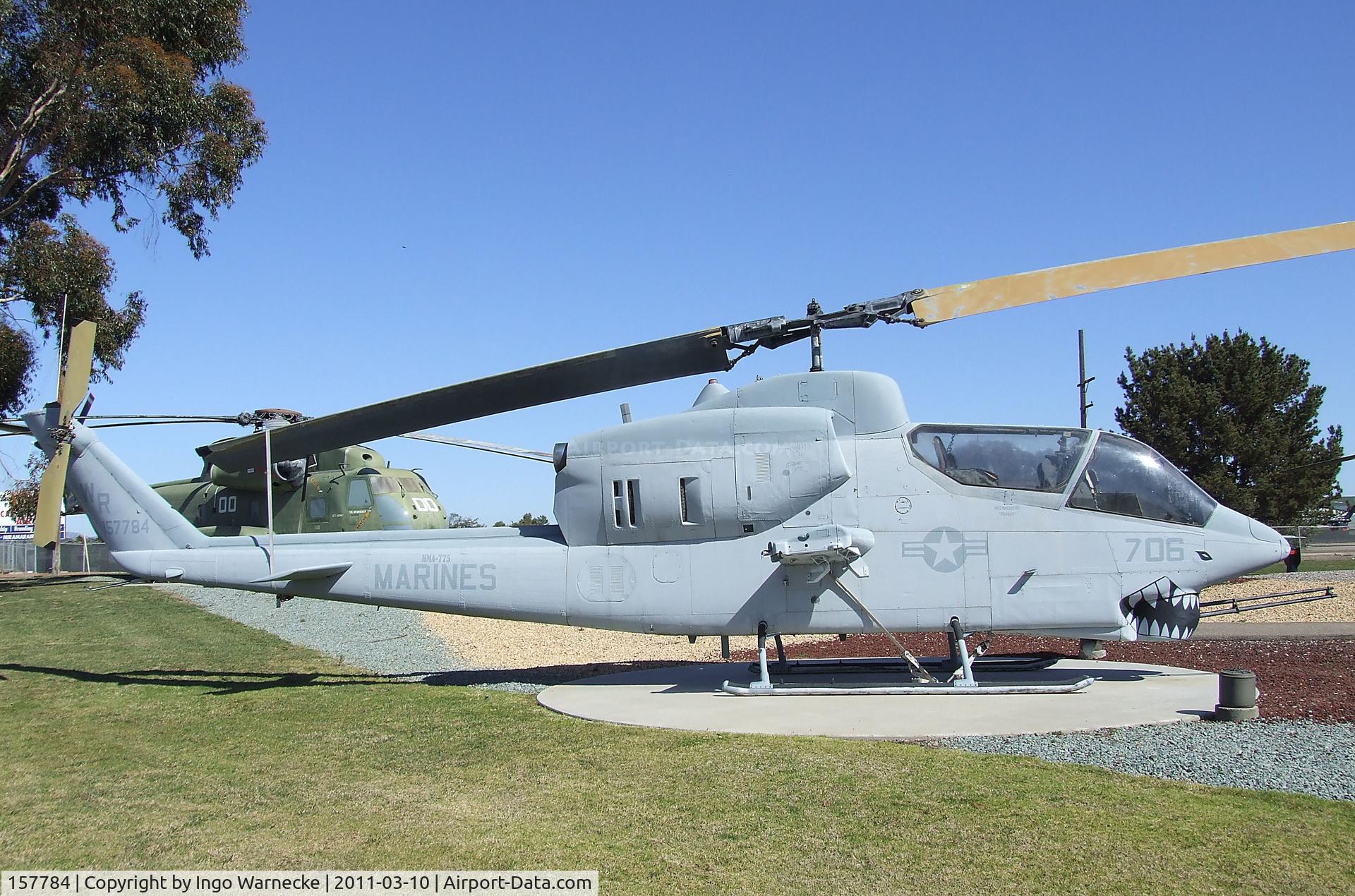 157784, Bell AH-1J Sea Cobra C/N 26028, Bell AH-1J Sea Cobra at the Flying Leatherneck Aviation Museum, Miramar CA