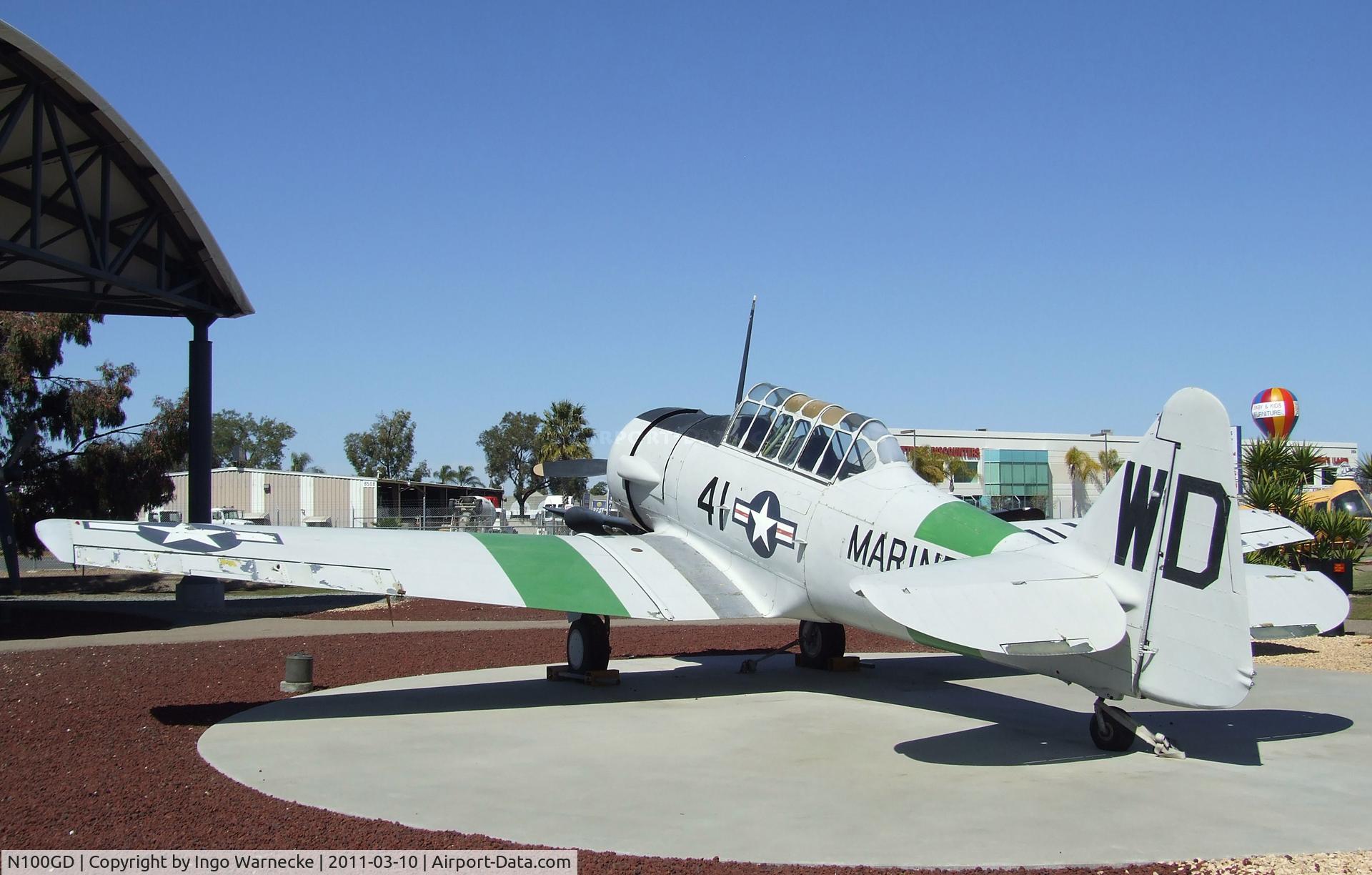 N100GD, North American SNJ-5 Texan C/N 90866, North American SNJ-5 Texan at the Flying Leatherneck Aviation Museum, Miramar CA