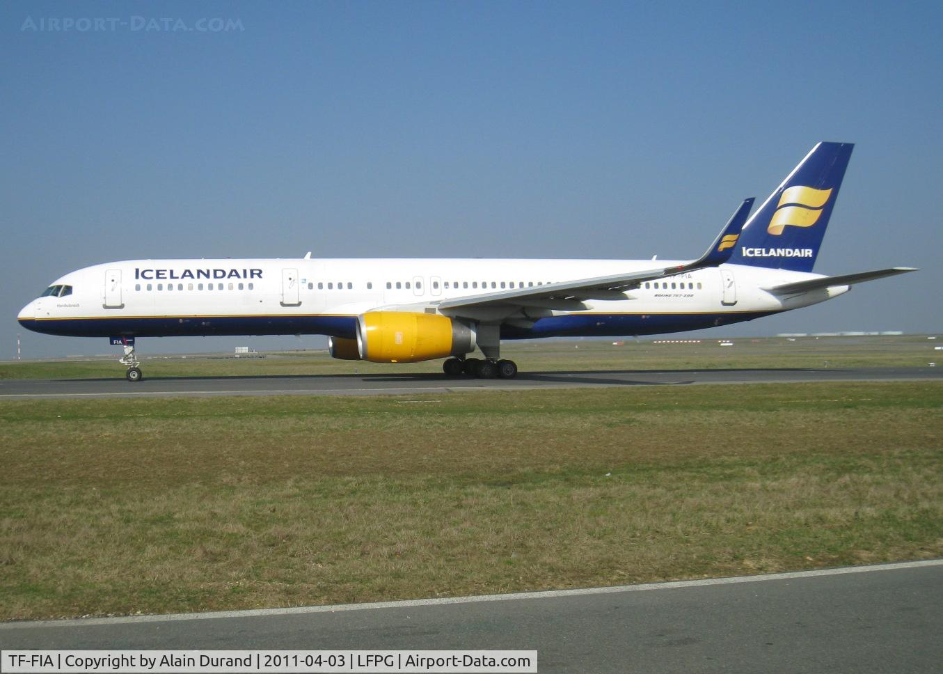 TF-FIA, 2000 Boeing 757-256 C/N 29310, l/n 938, 