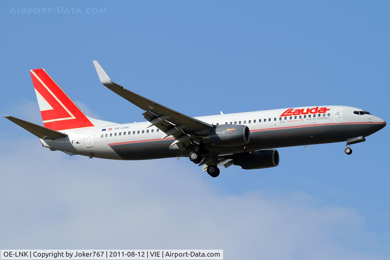 OE-LNK, 1999 Boeing 737-8Z9 C/N 28178, Lauda