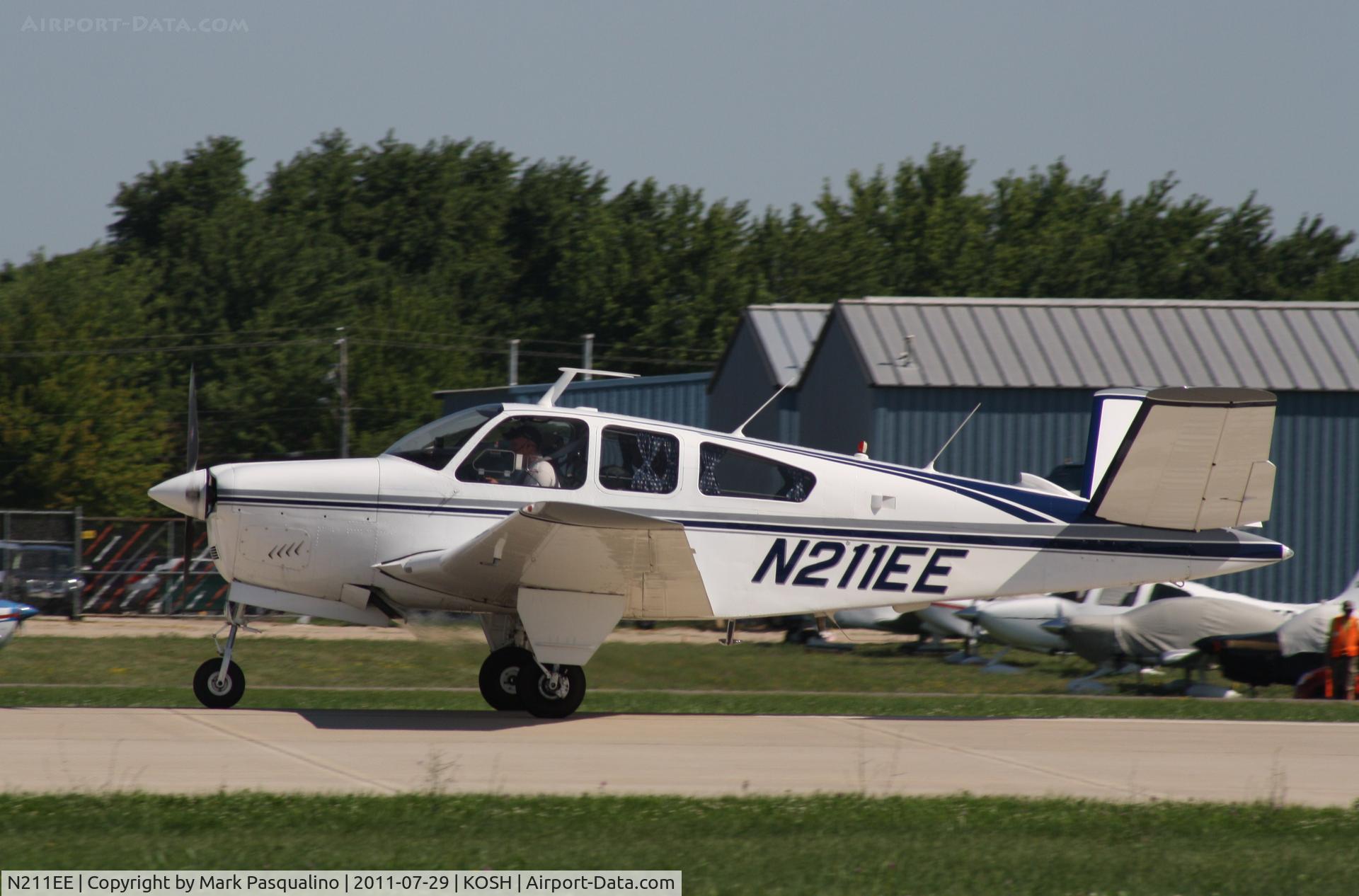 N211EE, 1968 Beech V35A Bonanza C/N D-8888, Beech V35A
